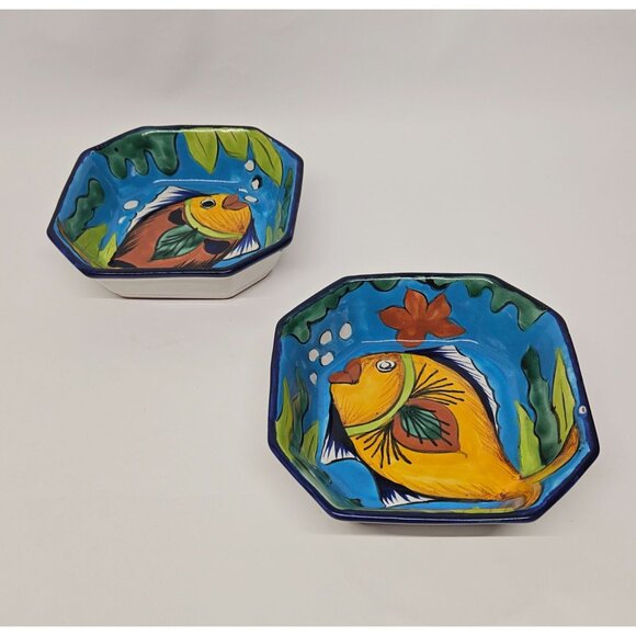 Mexican Talavera Pottery Octagon 7 Inch Bowls Dish Fish Motif Signed R Venegas - Picture 4 of 7